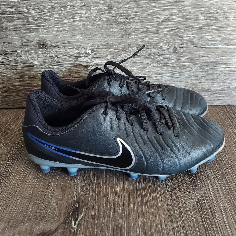 Nike Jr. Tiempo Legend 10 Academy FG Soccer Cleats Size 5Y